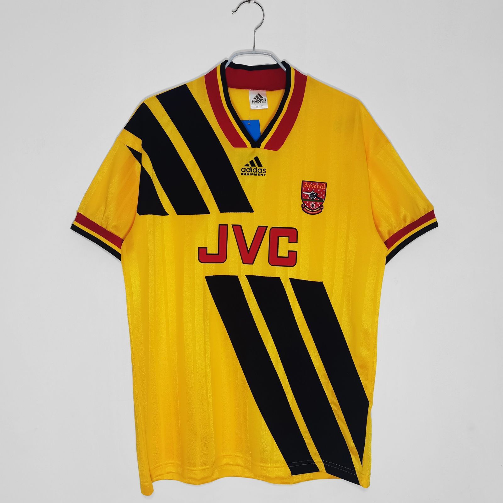 Manchester United 2004-06 Home Red Retro Jersey (Half Sleeve)