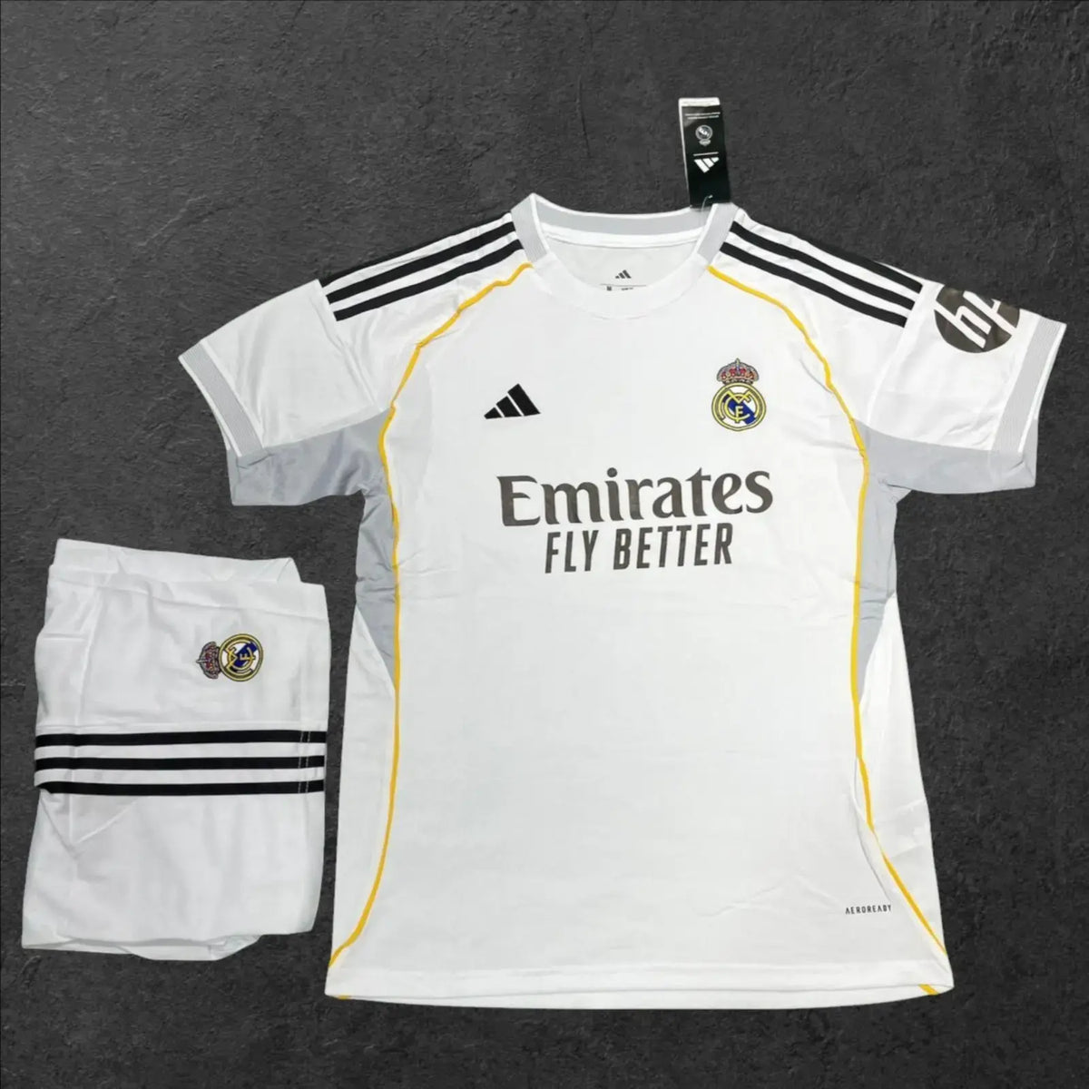 25 /26 Real Madrid Home Fan Version Set
